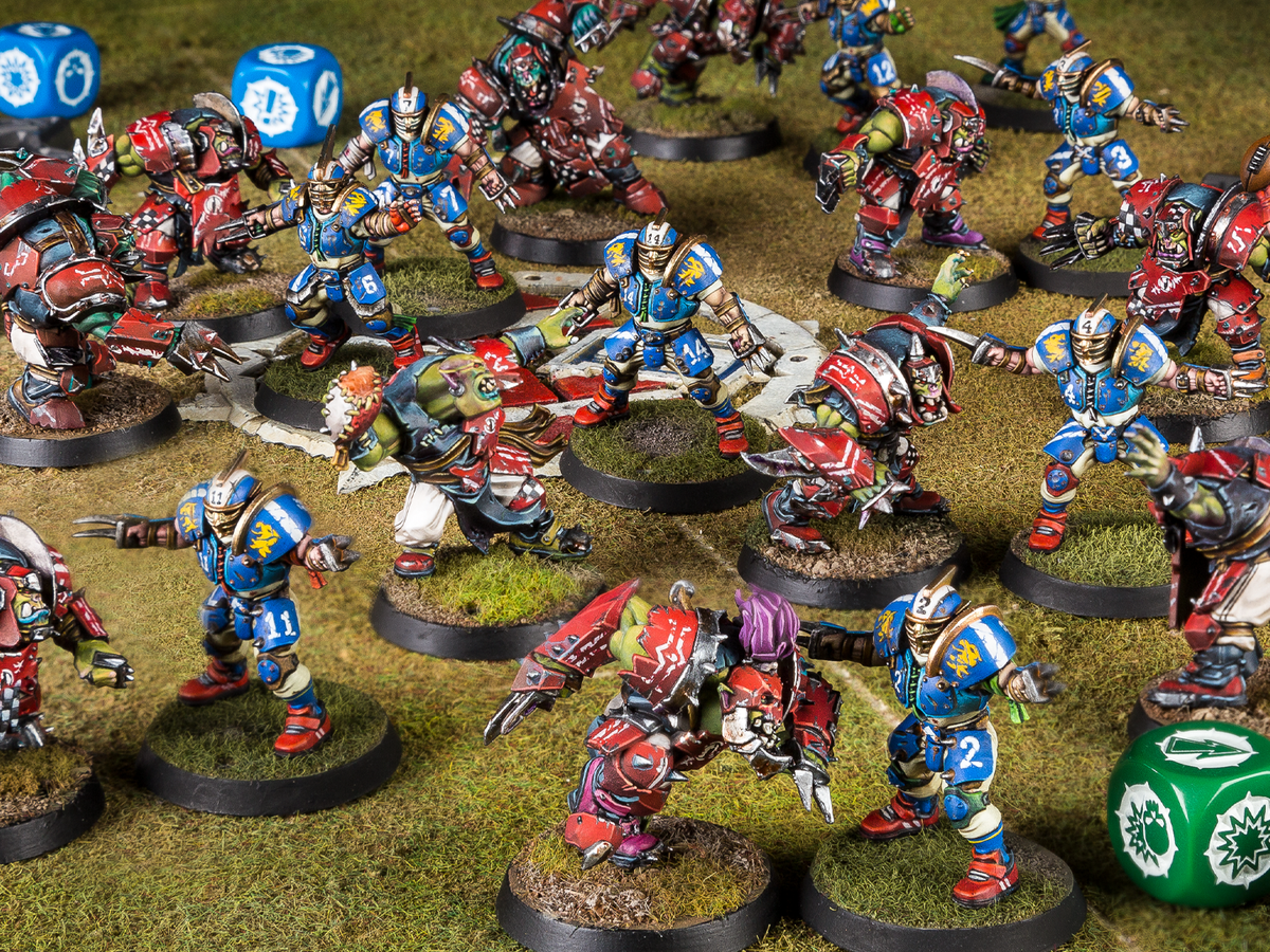 blood-bowl-miniatures-game-gameplay.png
